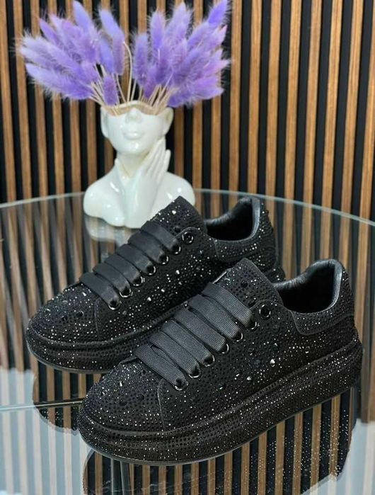 Дамски обувки сникърси McQueen