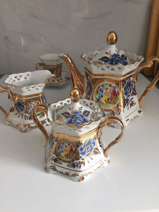 Чайный  сервиз Форфор