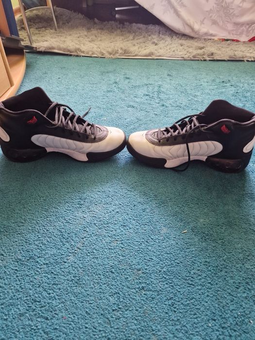 Vând adisai Nike Jordan Jumpman