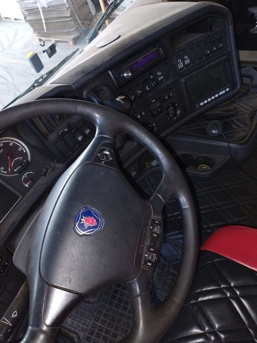 Camion SCANIA scarabil