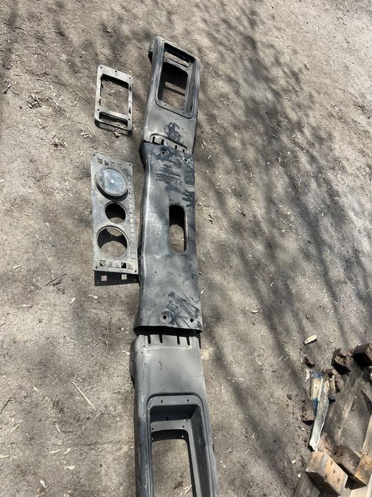 Маз бампет щиток приборов