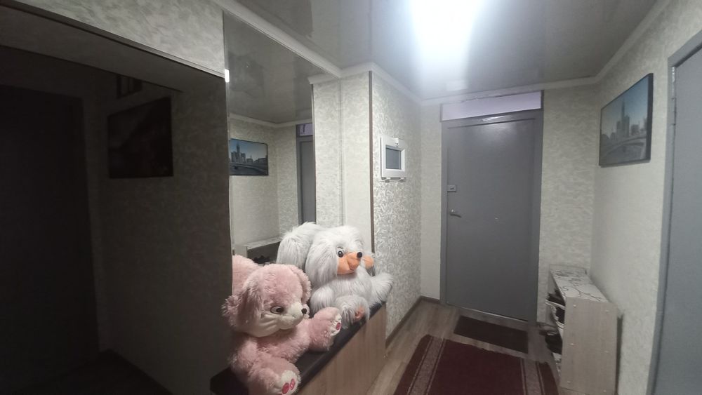 Барча уй жихозлари ва техника билан 1 хона уй сотилади