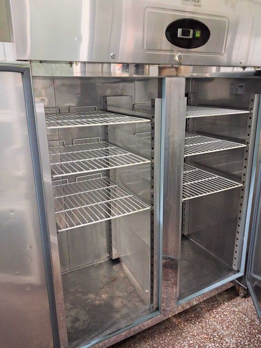 frigider si vitrina frigorifica