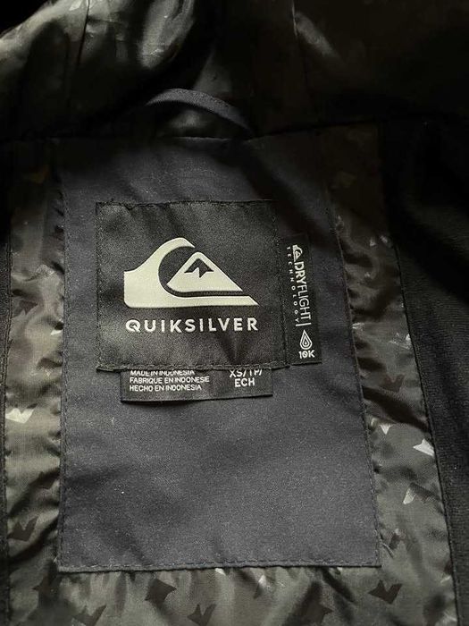 Quicksilver In The Hood Ново Сноуборд/Ски яке  10к мембрана.
