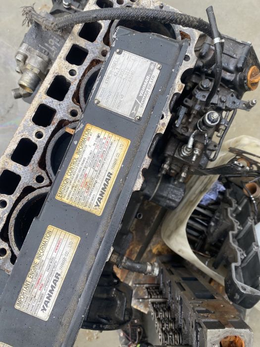 Piese/dezmembrez Motor Yanmar 4TNE98 si TNE92(piese )