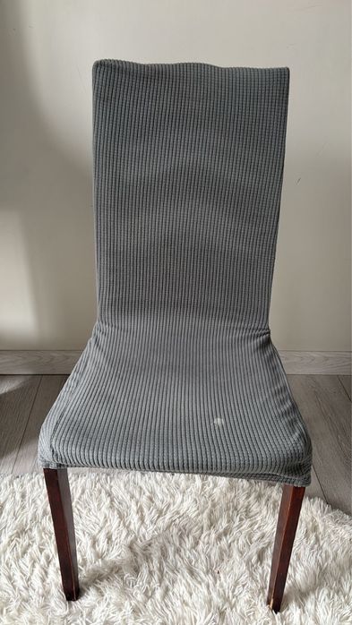 Продаю деревянные стульч