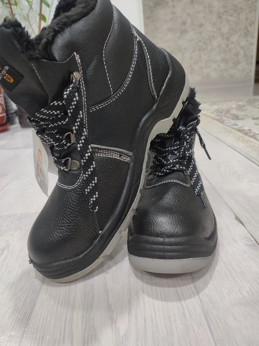 Спецобувь новый 44 размер