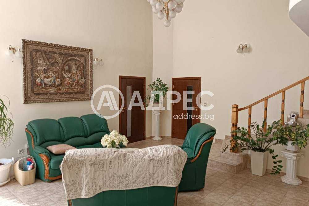 Продава се Къща в Разград, Житница - 463 кв.м за 1404 €/кв.м - Снимка #11