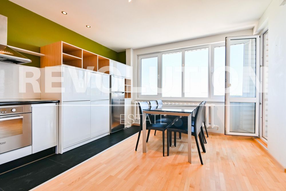 Дава се под наем Тристаен апартамент в София, Драгалевци - 130 кв.м за 700 € - Снимка #2