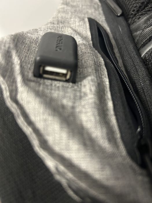 Rucsac laptop antifurt Bobby XD Design
