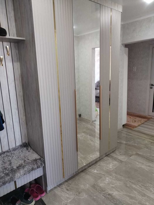 Продам 3 ком у Каз театра