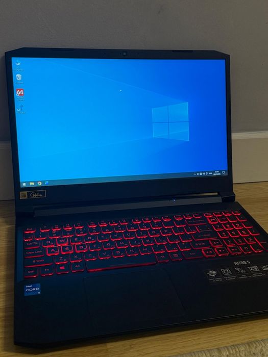 Ноутбук игровой продам