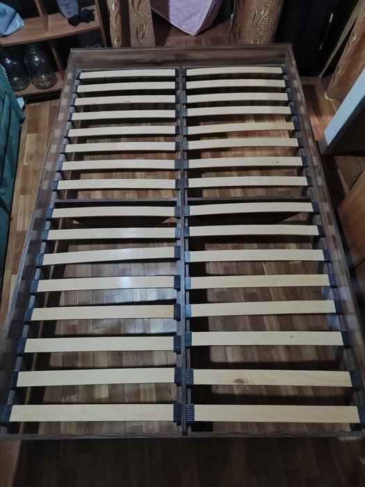 Б/у кровать 160×200 с матрасом