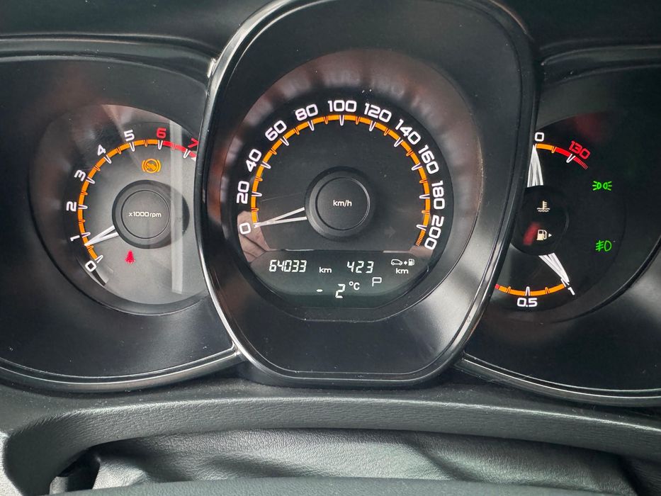 Продам ладу веста