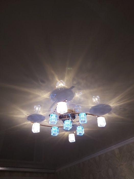 Продам люстру .в отличном состоянии!!!