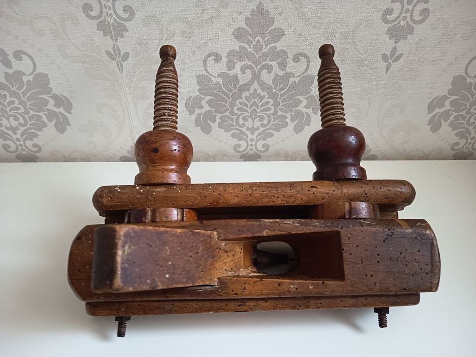 Rindea veche , timplarie / dogarie