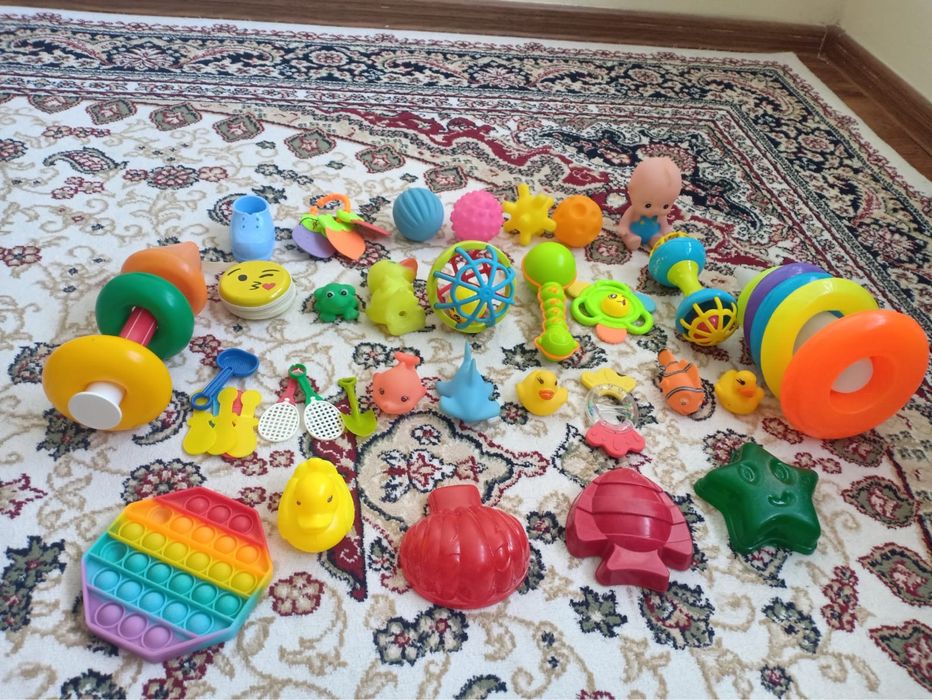 Продается детские игрушки