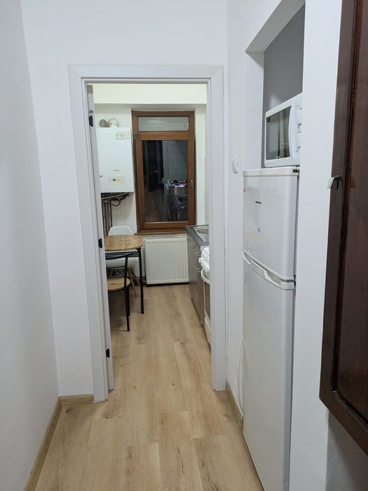 Apartament cu o camera de inchiriat pe Bvd 21 Decembrie