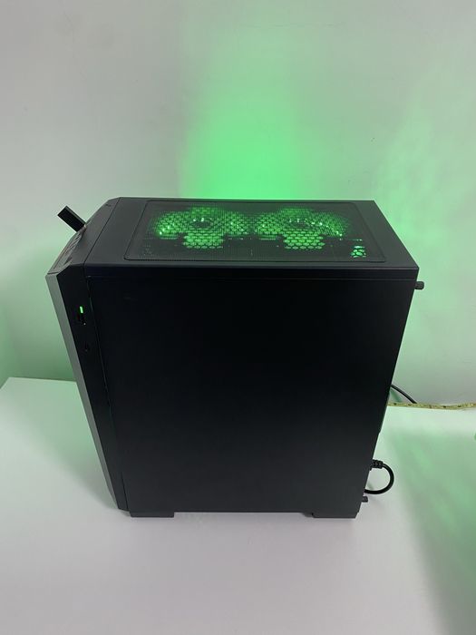 PC gaming –  Intel i5-13400F / RTX 4060 Gigabyte / 16GB RAM / SSD 1TB NVMe