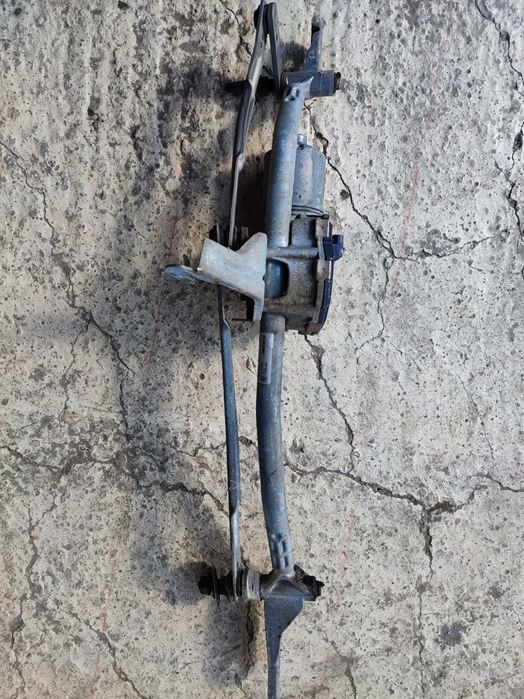 Оригинален работещ механизъм чистачки за БМВ Ф10 Ф11 BMW f10 f11