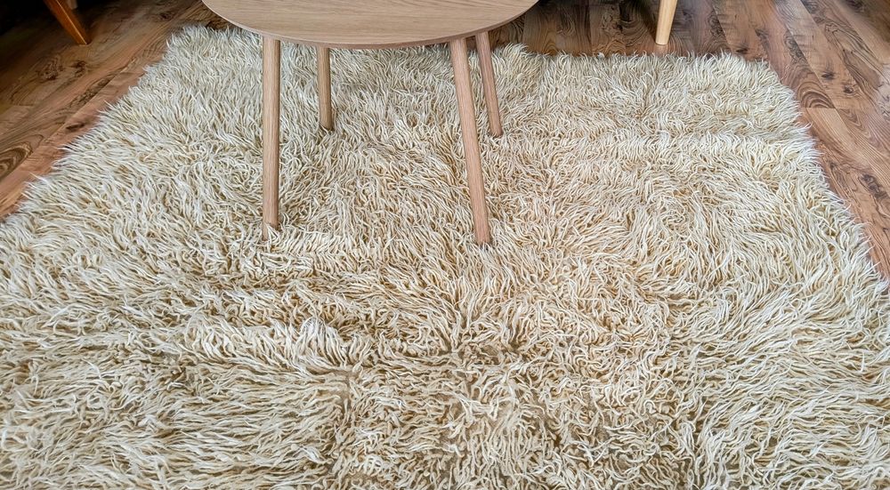 Вълнен Китеник / Покривало за Диван / Губер / Килим / Вълнена Постелка