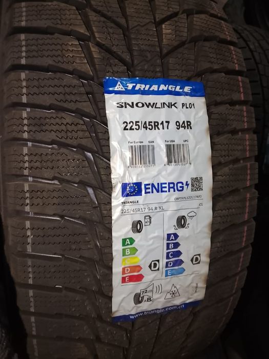 225/45R17 triangle pl01