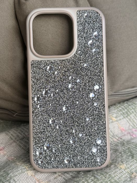 Husa Swarovski iPhone 16 Pro