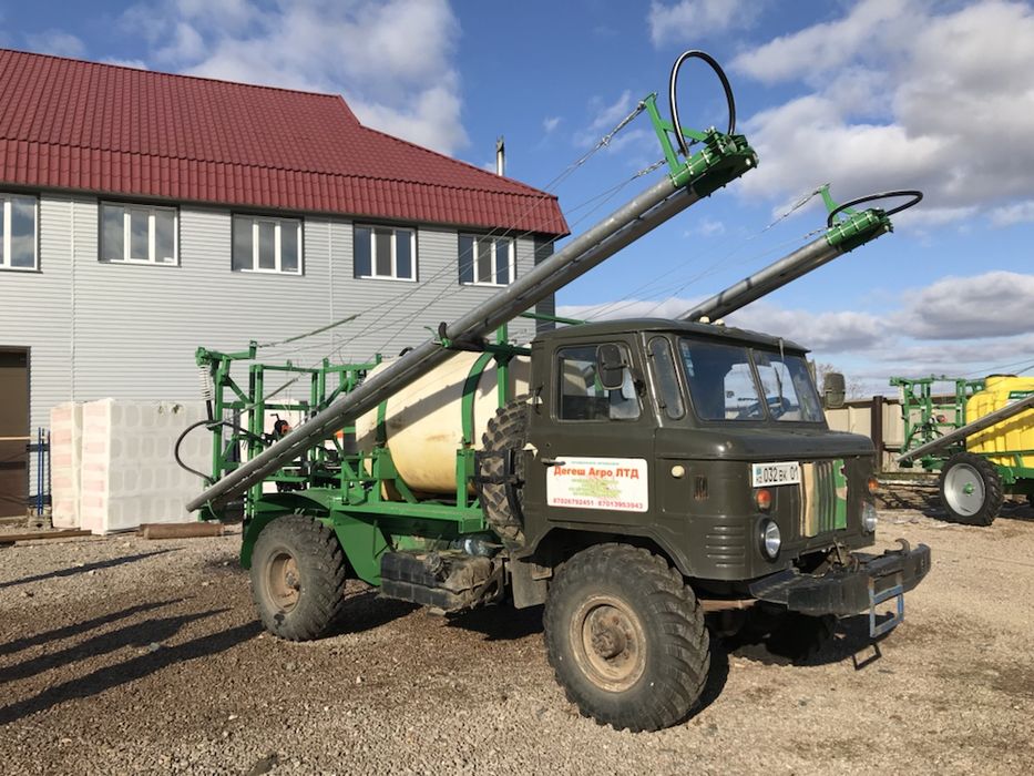 Прицепной опрыскиватель Кронос