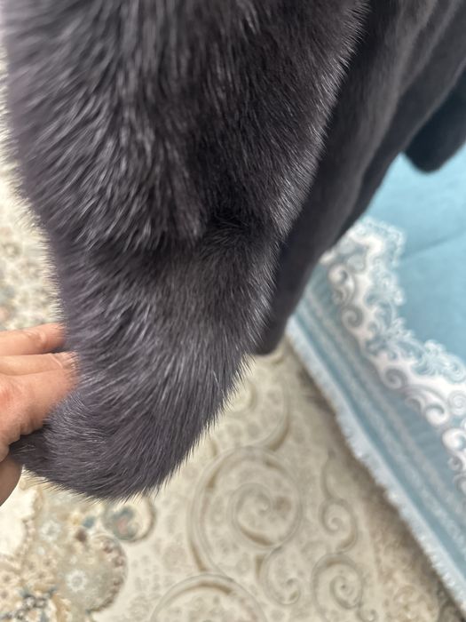 Продам шубу норковую