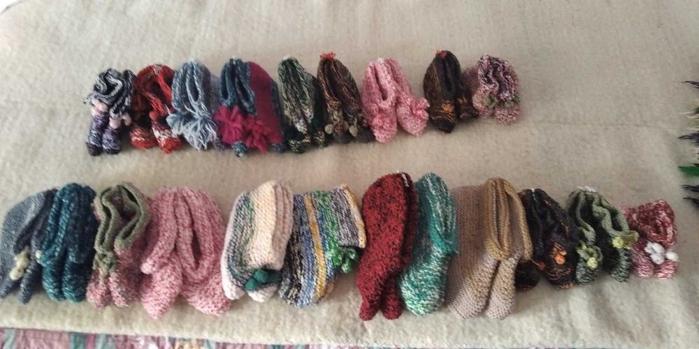 Плетени на ръка вълнени чорапи/ шушони за мъже, жени и деца