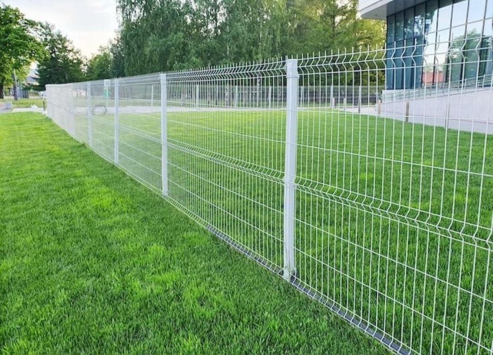 Meșter la garduri cu experiență în domeniul de peste 15 ani în constru