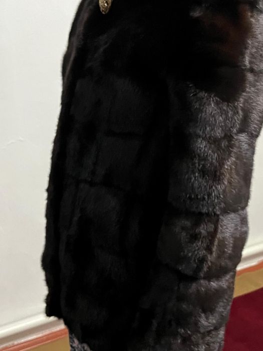 продам шубу натуральную