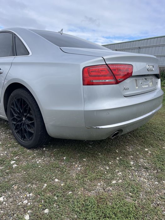 Bară spate Audi A8 4H D4 cod LX7W Completa an 2010-2015