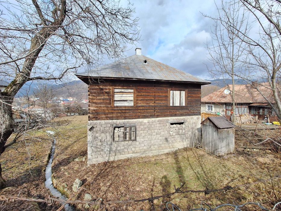 Vand casa cu gradina si curte in Loc. Rodna jud. Bistrita Nasaud