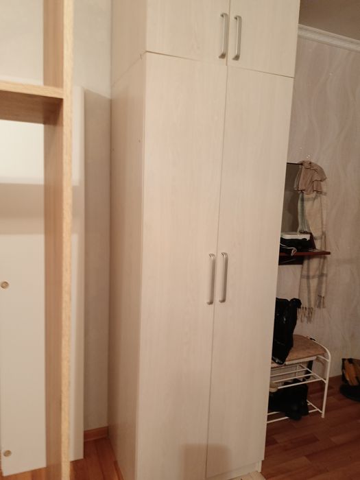 Шкаф плательный с антресолью