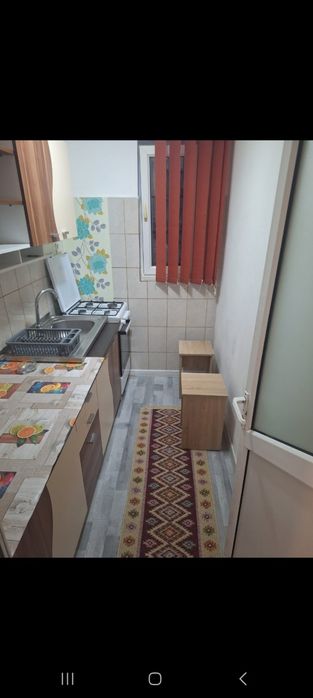 Garsoniere de închiriat