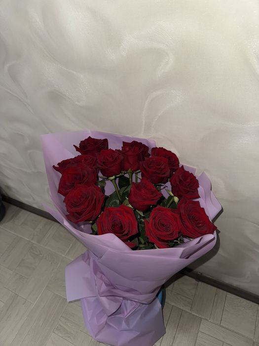 Букет красных роз