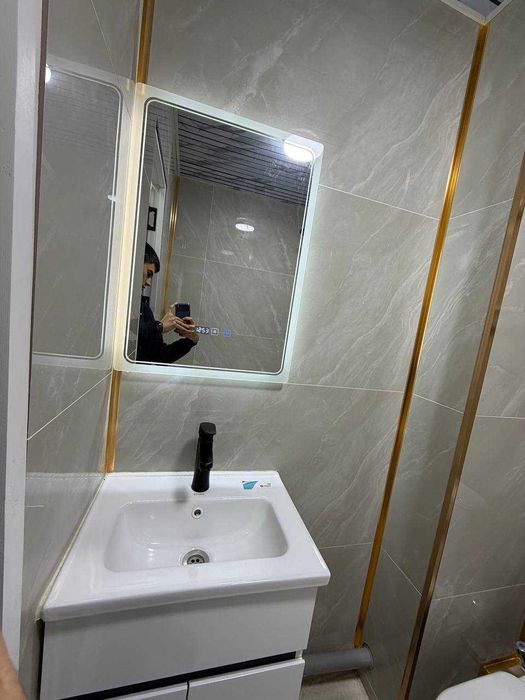 farxod bozorni oldida