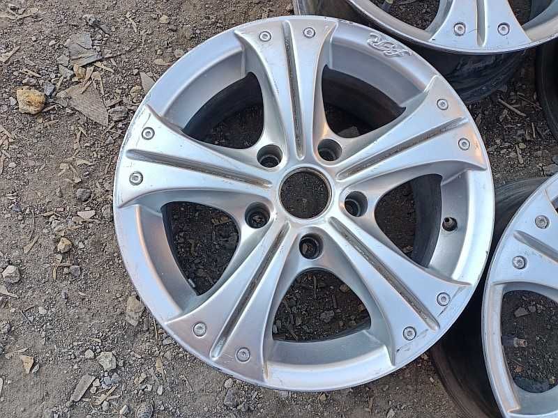 Продам легкосплавные диски на автомашину БМВ 5 е39