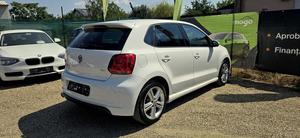 Vw Polo R-line an 2014 motor 1200 cm3 diesel aer conditionat incalzire scaune
