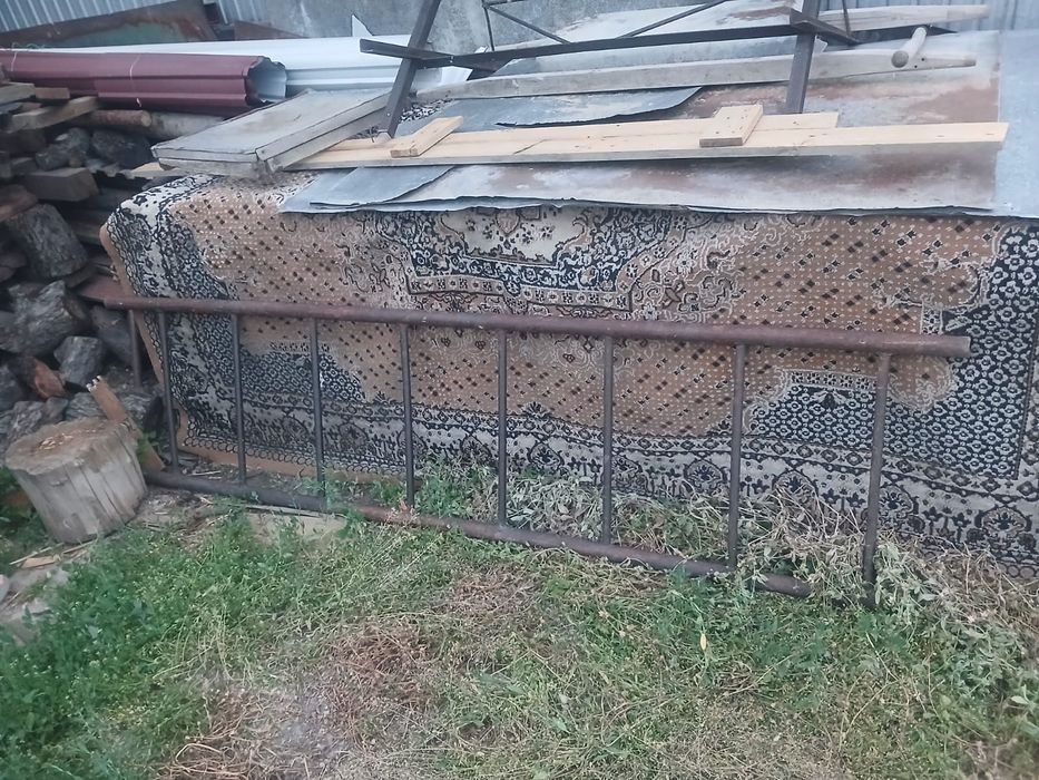 Продам железные лестницы