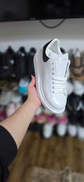 Adidasi Alexander MeQueen