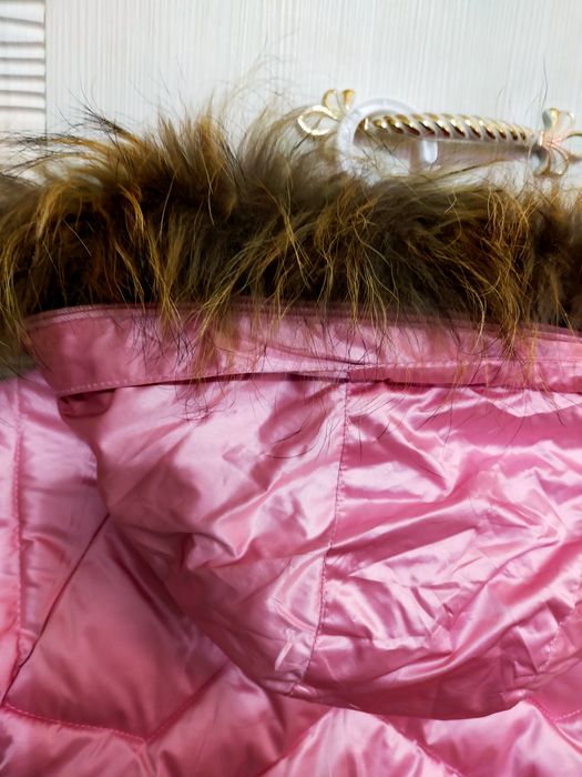 Продам комбинезон для девочки. На 3-4 года.Зима