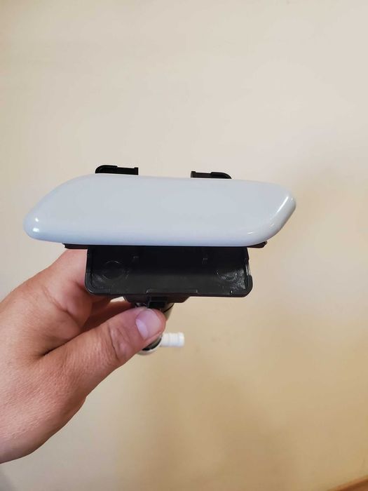 Капачета или  дюза / пръскало/ за предна броня Honda Accord 2008-2015