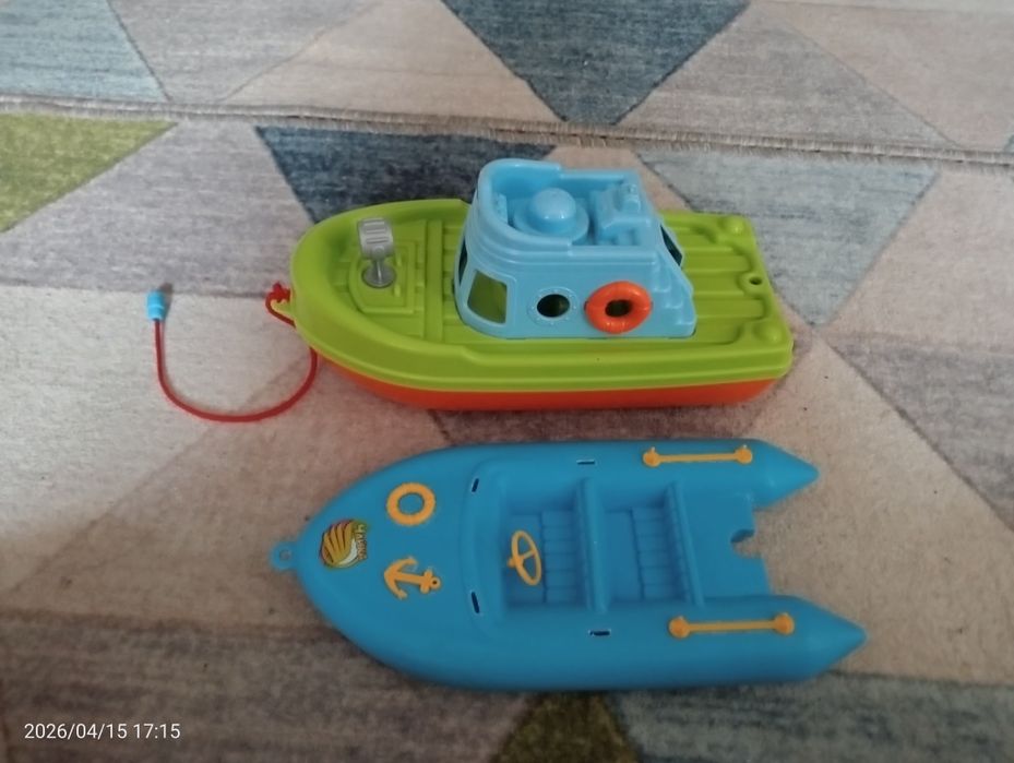 Корабль для воды