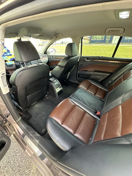 Vand Skoda Superb 2 an 2011 motor 1.6 tdi 136 cai 267000km reali