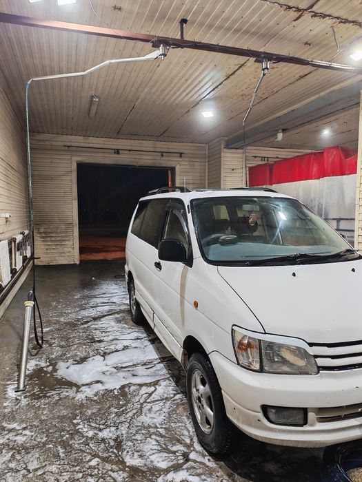 Продам Тойота Ноах Таунайс 4wd