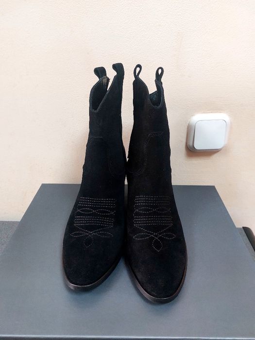 Казаки новые черного цвета