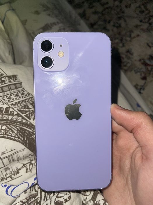 Продам айфон 12 64 гб