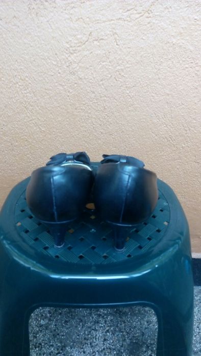 Дамски обувки